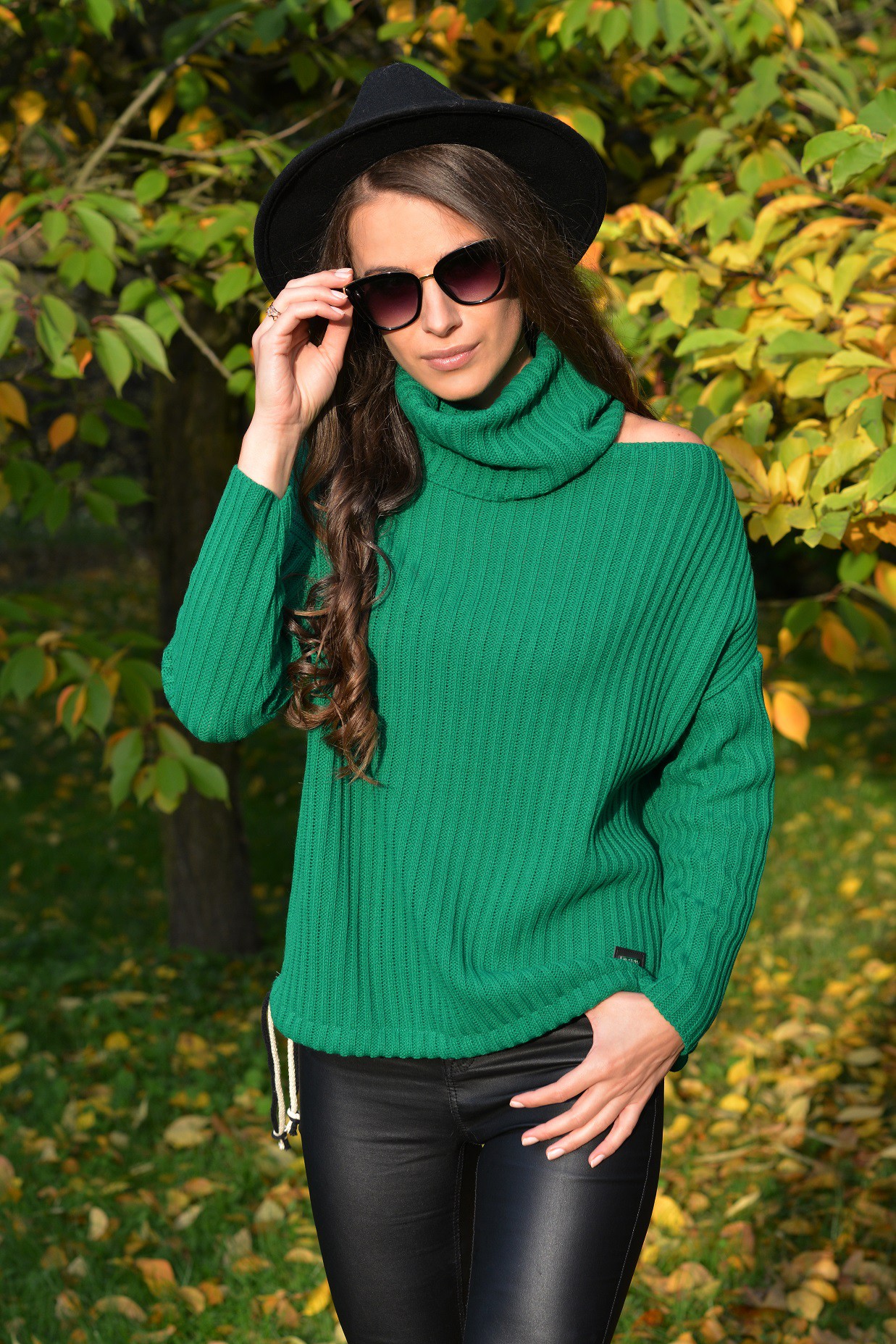 Sweter WITNEY zielony